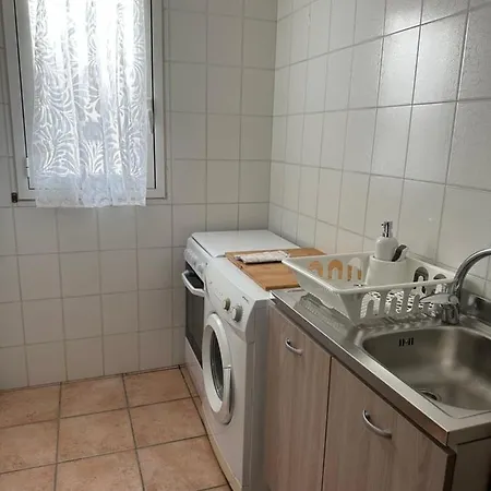 55 Family Apartment *
